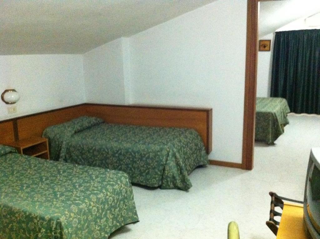 Hotel Atleti Фоджа Стая снимка